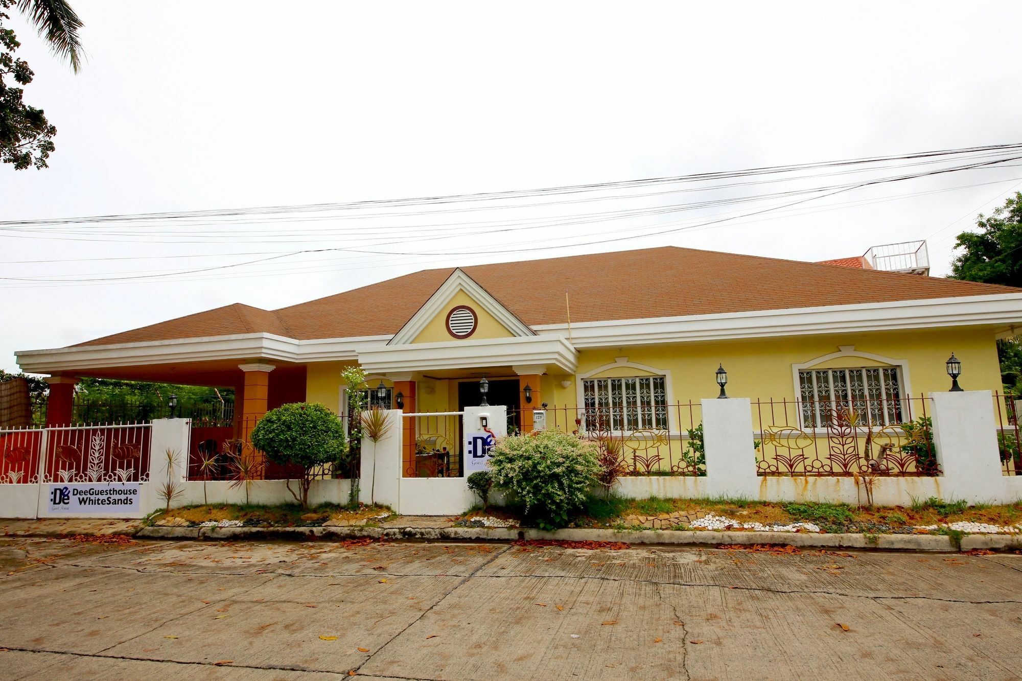 Dee Guesthouse White Sands Lapu-Lapu City Buitenkant foto