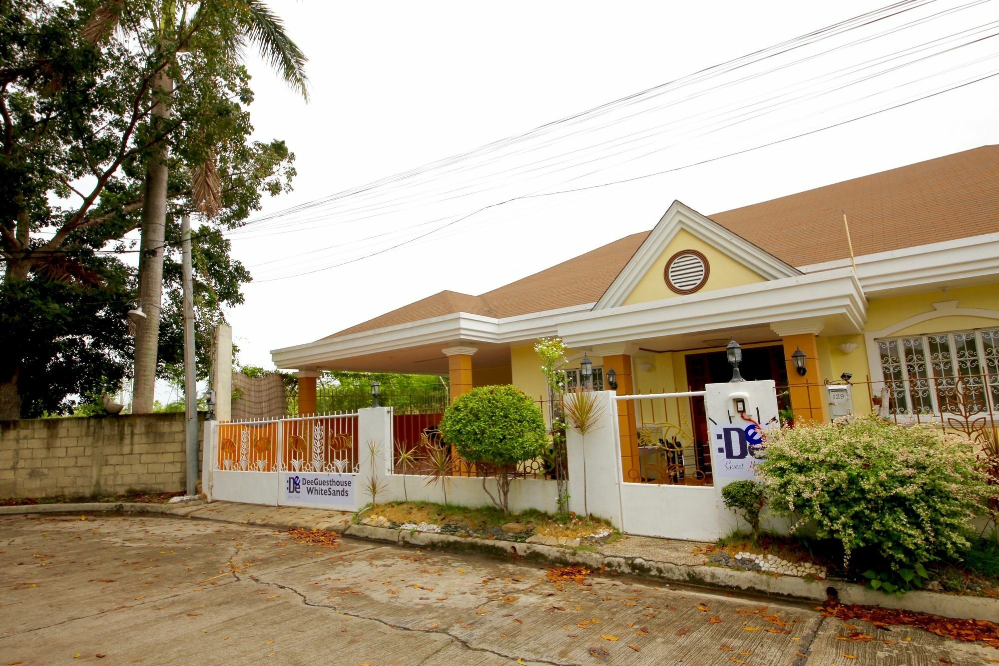 Dee Guesthouse White Sands Lapu-Lapu City Buitenkant foto